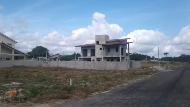 Imagem Terreno em Condomínio a Venda no bairro Icaraí - Caucaia, CE
