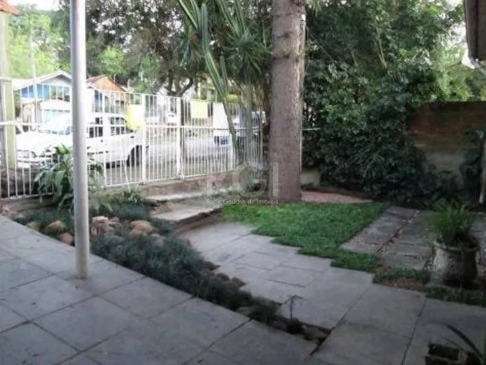 Imagem Casa para Venda - 80m², 3 dormitórios, sendo 1 suites, 2 vagas - Teresópolis