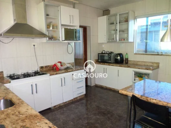 Imagem Casa com 5 quartos à venda, 300 m² - Santa Tereza - Belo Horizonte/MG