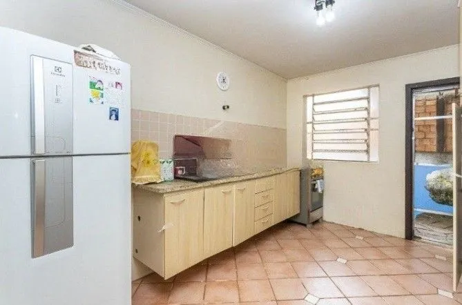 Imagem Casa com 2 dormitórios ,sendo 1 suíte para venda no bairro Tristeza em Porto Alegre/RS.