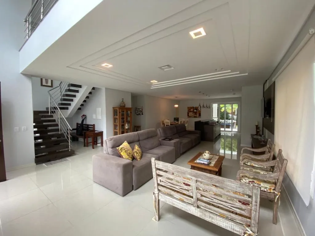 Imagem Casa em Condominio 5 Dormitórios - Bairro Atlantida