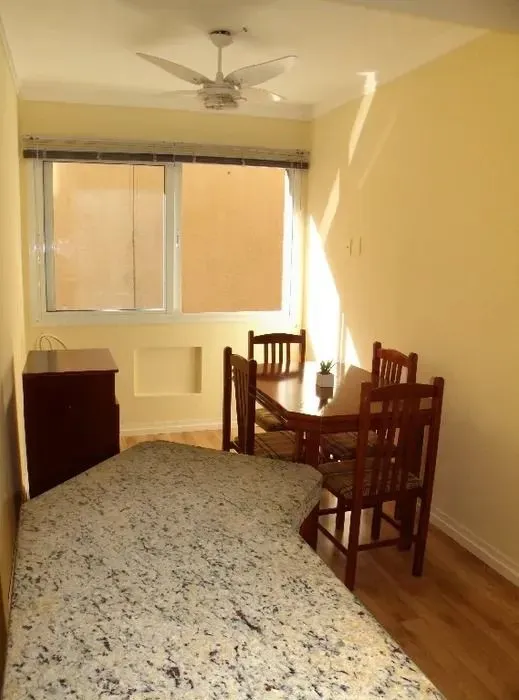Imagem Apartamento de 01 dormitório em edifício com infraestrutura no Centro de Porto Alegre-RS