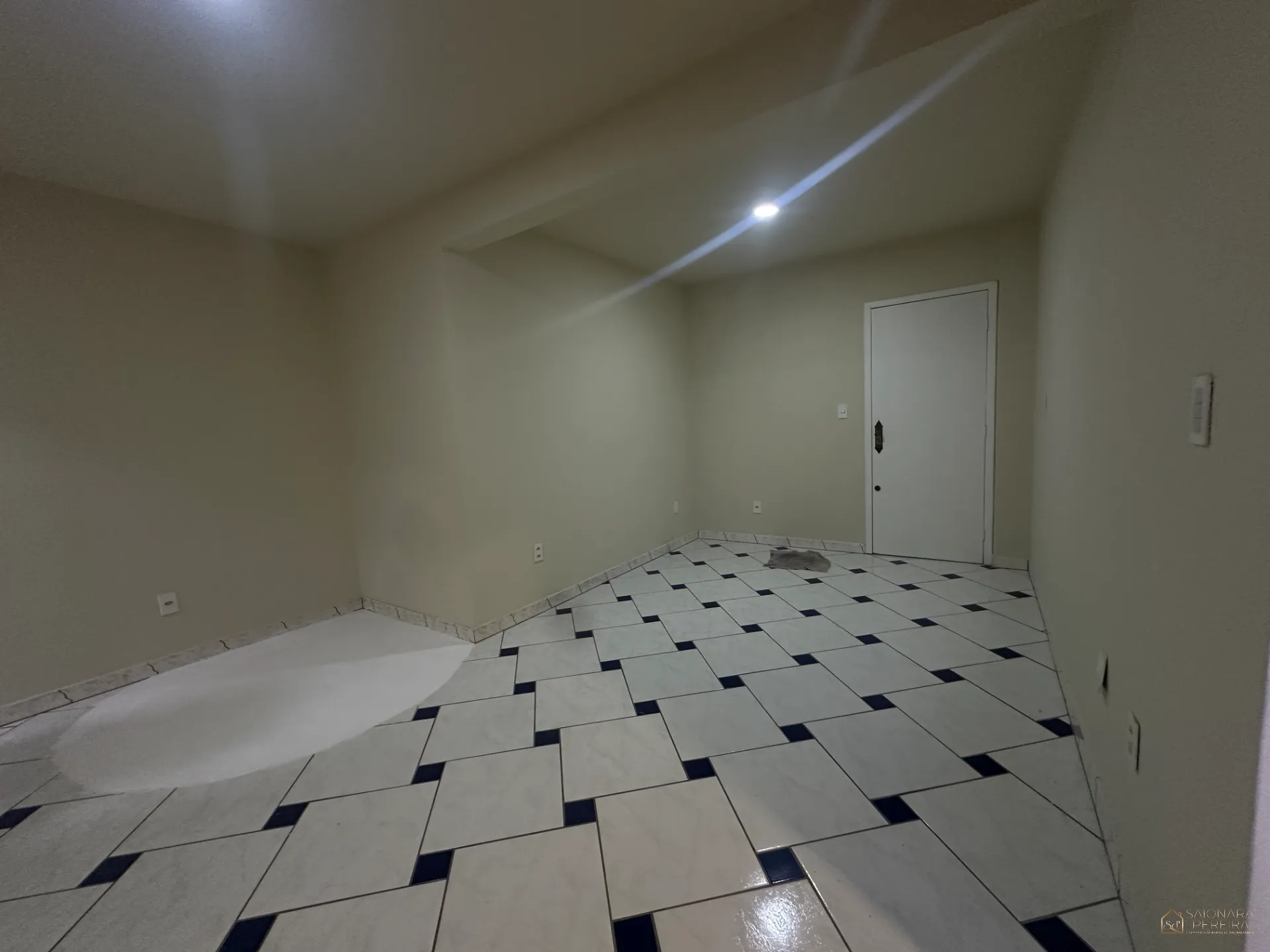 Imagem Oportunidade de Espaço e Localização no Bairro Floresta, São José (Cópia)