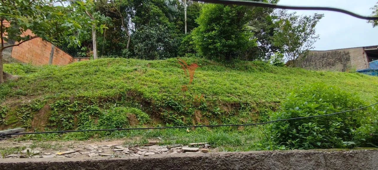 Imagem Casa em Blumenau, ponta aguda. Terreno de 951 mts2. 4 Quartos. Vista maravilhosa