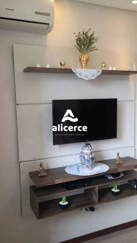 Imagem Apartamento com 2 quartos e sacada com churrasqueira - Forquilhinhas, São José/SC