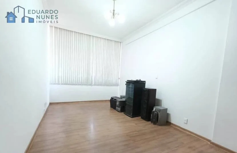 Imagem APARTAMENTO COM 03 QUARTOS, VAGA DE GARAGEM NO CENTRO!!!!!