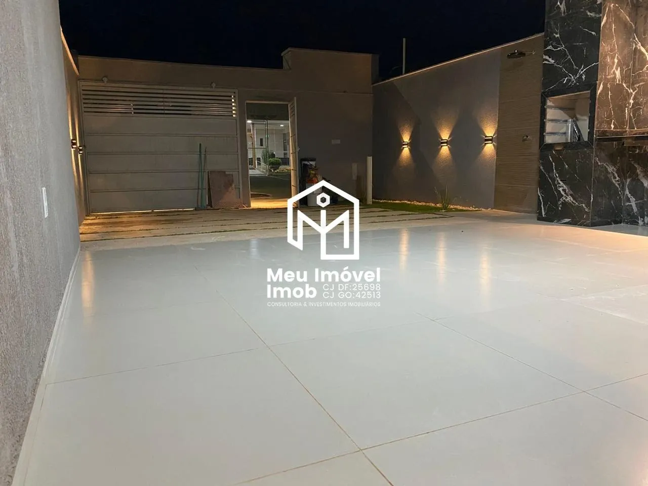 Imagem Casa 03 Quartos 1 Suíte 3 Vagas 120m² Luziânia/GO