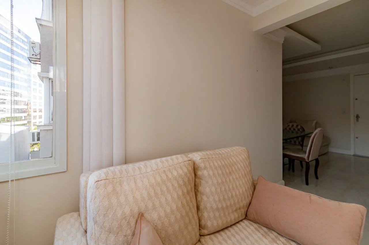 Imagem Apartamento com 47m², localizado no bairro Independencia em Porto Alegre/RS.