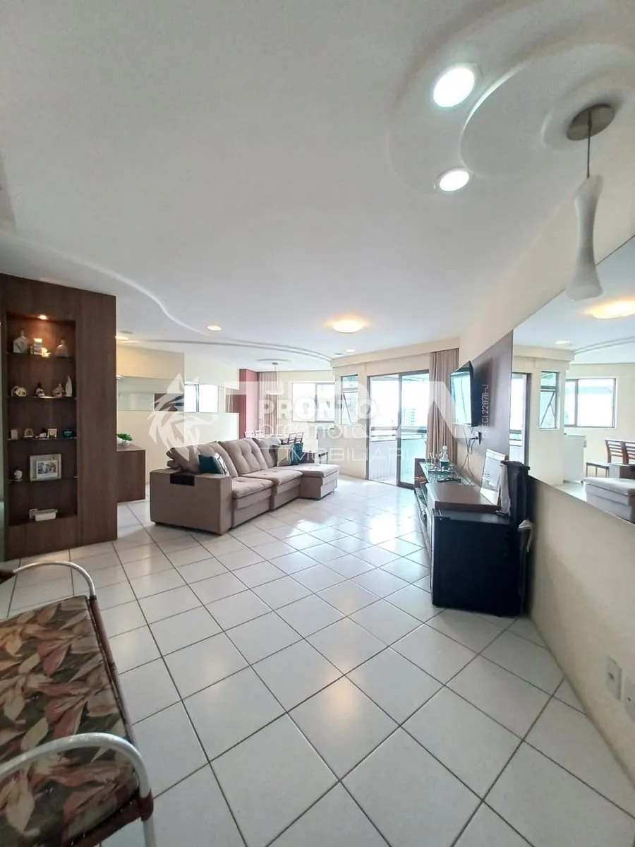 Imagem Apartamento de 3 quartos, 123m² no bairro Casa Amarela, em Recife