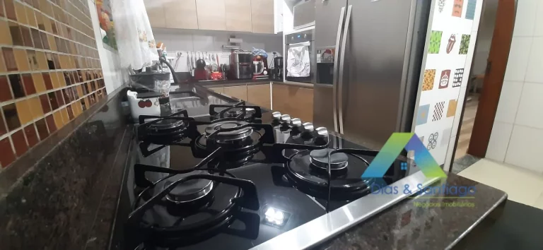 Imagem LINDO SOBRADO COM 210m² COM 3 SUÍTES COM ALTO PDRÃO DE ACABAMENTO!
