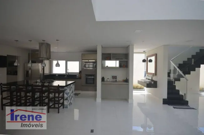 Imagem Casa com 5 Quartos à Venda, 375 m² em jardim itanhaém - Itanhaém