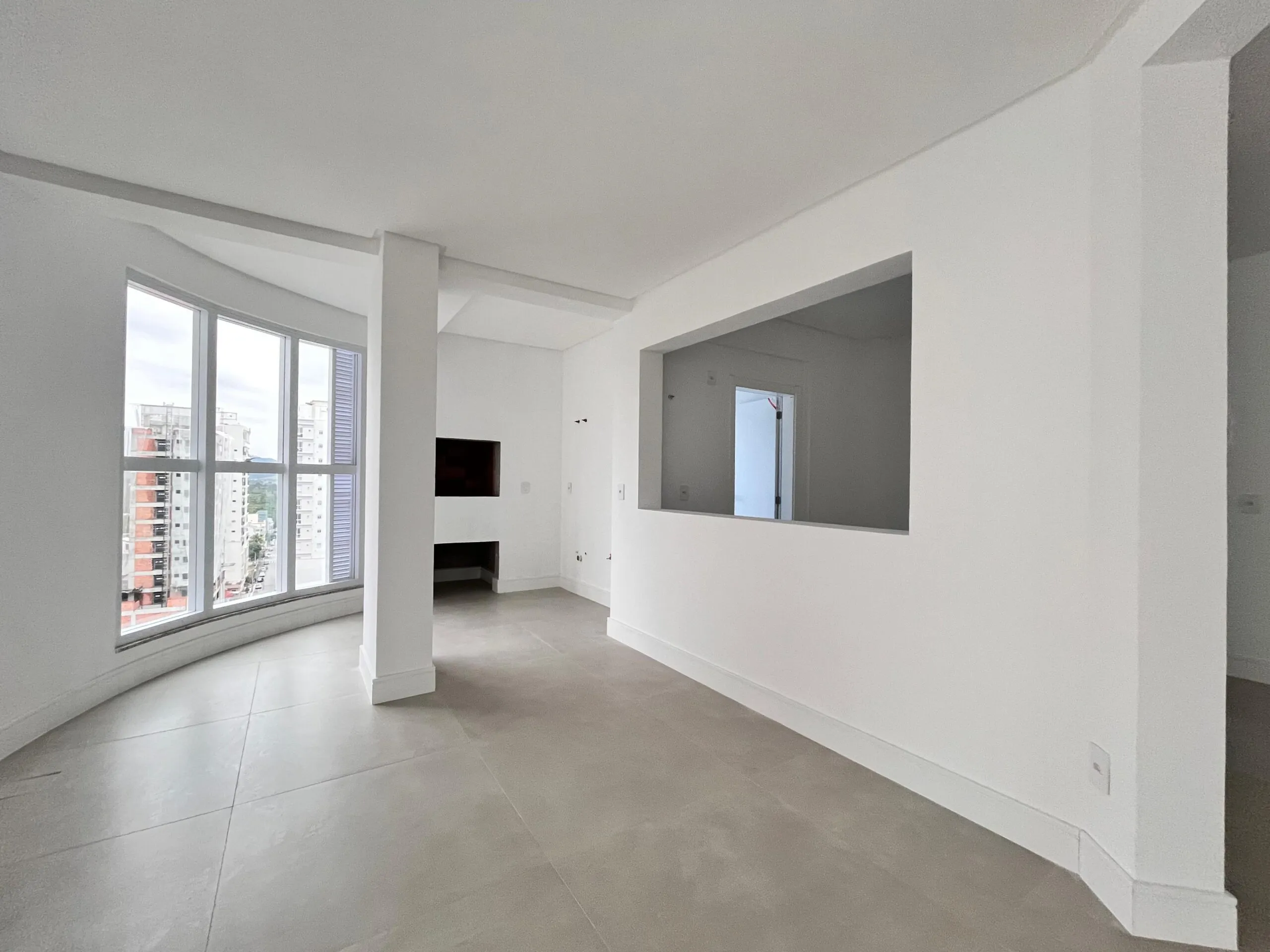 Imagem Apartamento à venda com 175m2 por R$ 2.220.000,00