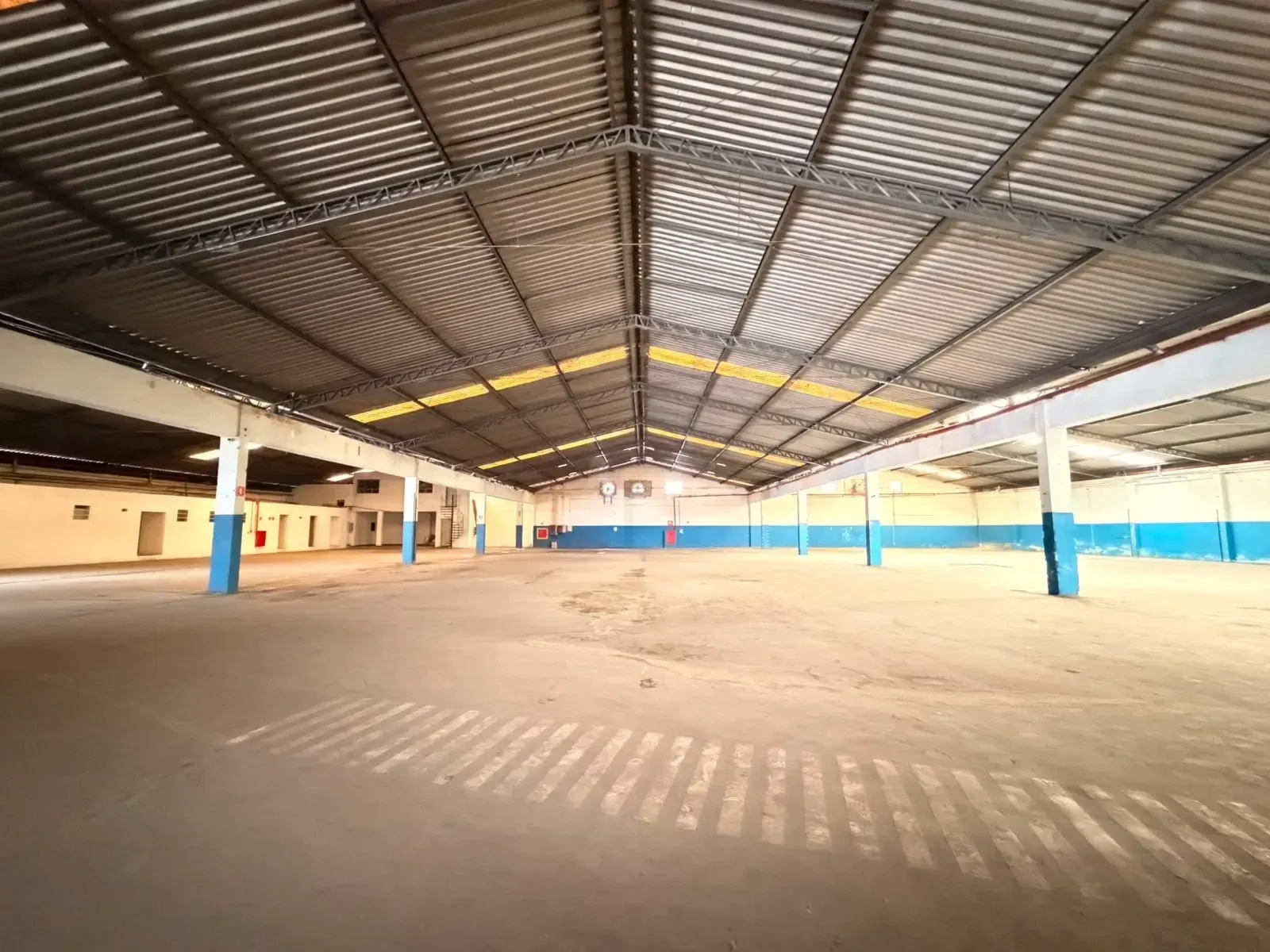 Foto do imóvel: Galpão para Alugar, 2.948 m² em Vila Leopoldina