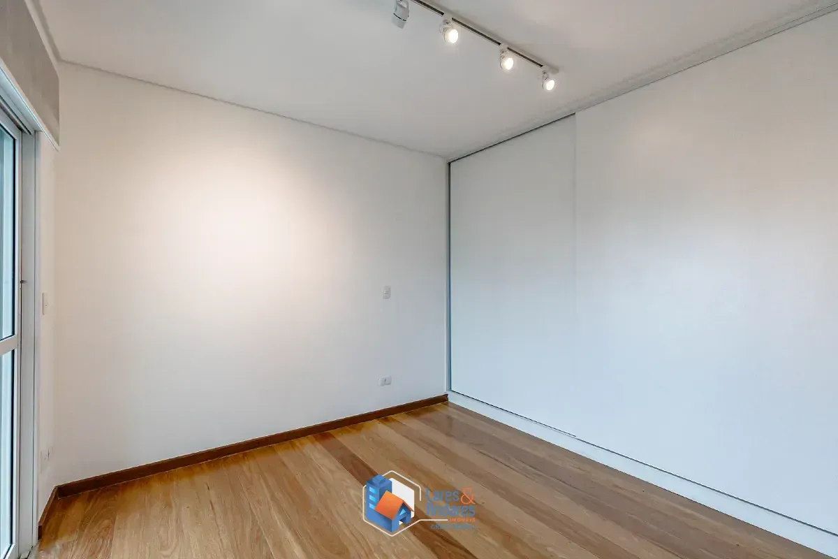 Imagem Apartamento para venda em Aclimação com 3 quartos, sendo 2 suítes, 234m²