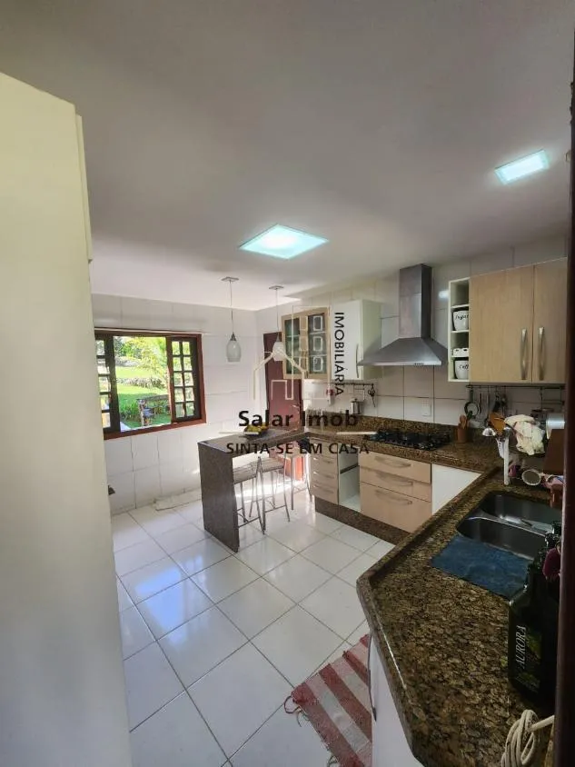Imagem CASA 04 QUARTOS | CONDOMINIO | PENEDO RJ.