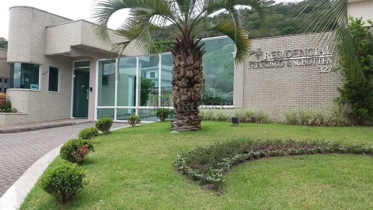 Imagem Sobrado 3 dormitórios sendo 1 suíte e 2 vagas de garagem