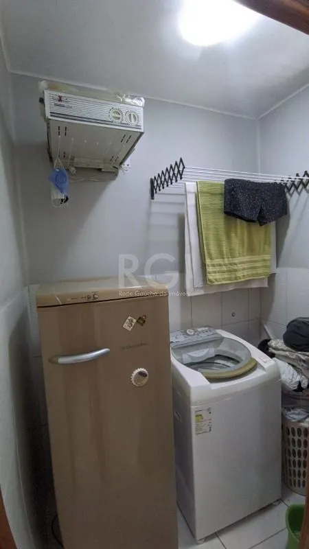 Imagem Apartamento para Venda - 60.5m², 1 dormitório, 2 vagas locadas no prédio - Floresta