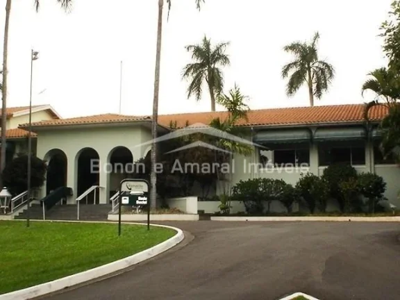 Imagem Linda e espaçosa casa com área construída de 430 m². A residência possui 4 quartos amplos com g...