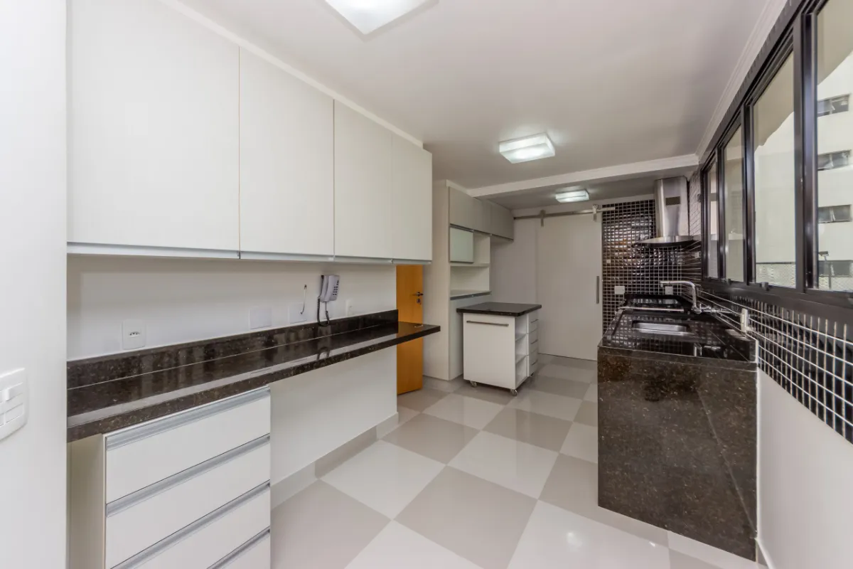 Imagem Apartamento para venda e locação em Indianópolis com 4 quartos, sendo 4 suítes, 198m2