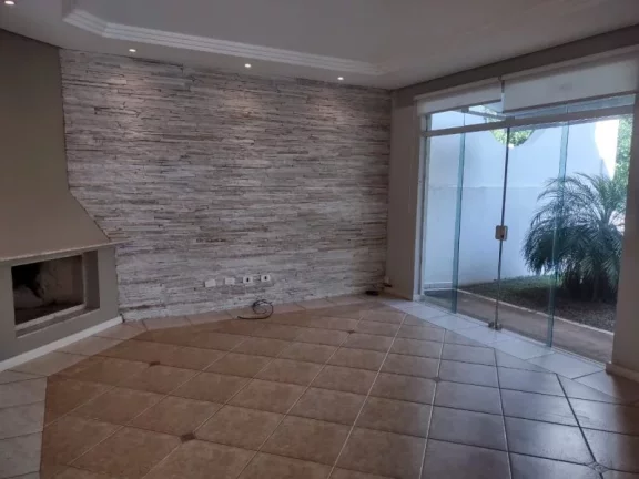 Imagem Casa à Venda no Condomínio Cabreúva-SP