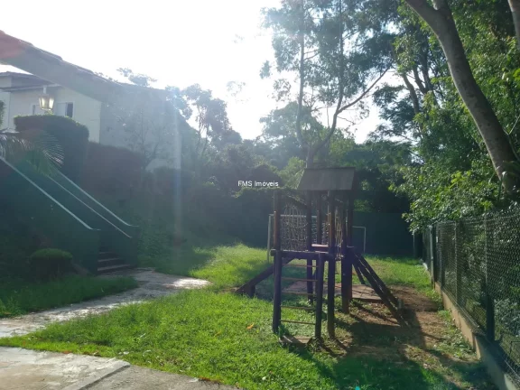 Imagem Casa em Condomínio à Venda em Cotia-SP, Bairro Maranhão: 2 Quartos, 3 Salas, 2 Banheiros, 1 Vaga de Garagem - 68,00 m²