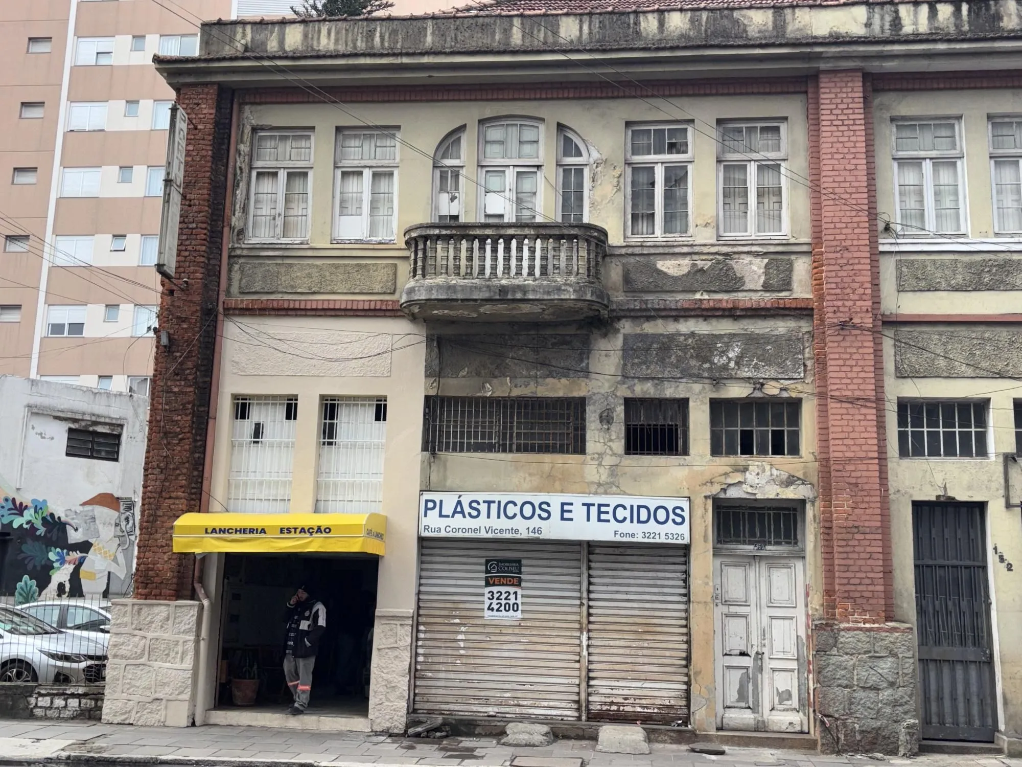 Imagem Casa Comercial em Centro Histórico