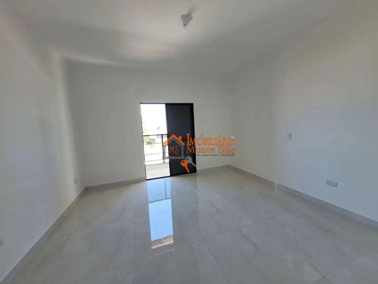 Imagem Sobrado com 3 dormitórios à venda, 140 m² por R$ 820.000,00 - Jardim Pres. Dutra - Guarulhos/SP