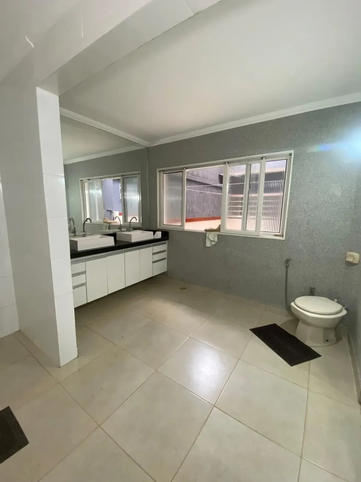 Foto do imóvel: Sobrado com 5 Quartos à Venda, 340 m² em Jardim Manoel del Arco