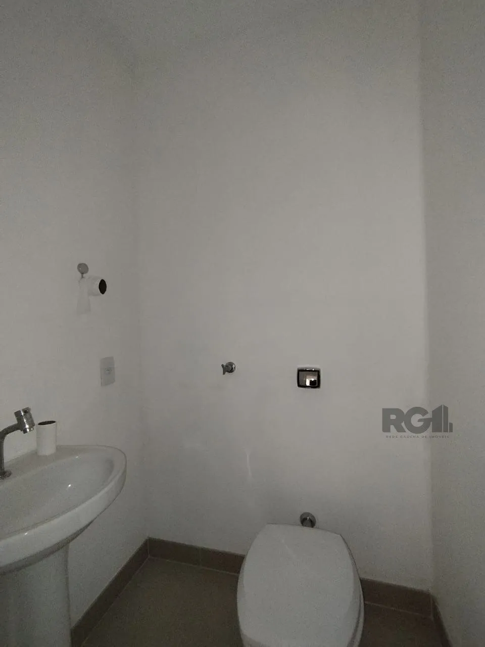 Imagem Ótima sala reformada 35,80 área privativa,na Bordini
