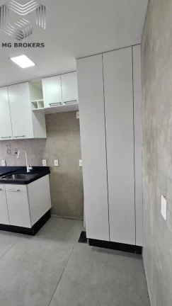 Imagem Apartamento à venda no Recreio dos Bandeirantes, Rio de Janeiro-RJ: 2 quartos, 1 suíte, 1 sala, 2 banheiros, 1 vaga, prédio com lazer