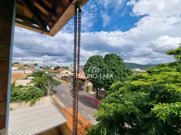 Imagem Casa á venda em Igarapé, bairro Lago Azul.