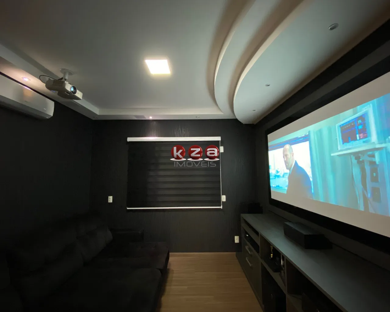 Imagem Casa de Alto Padrão com 3 Suítes, Espaço Gourmet e Piscina Aquecida no Portal do Jequitibá ? Valinhos