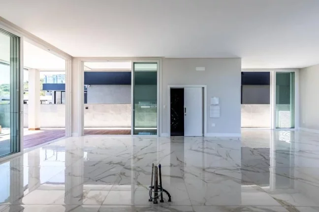 Imagem Casa no Condomínio Caledônia