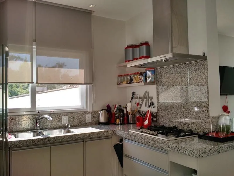 Imagem Casa para Venda - 217m², 3 dormitórios, sendo 1 suites, 3 vagas - Teresópolis