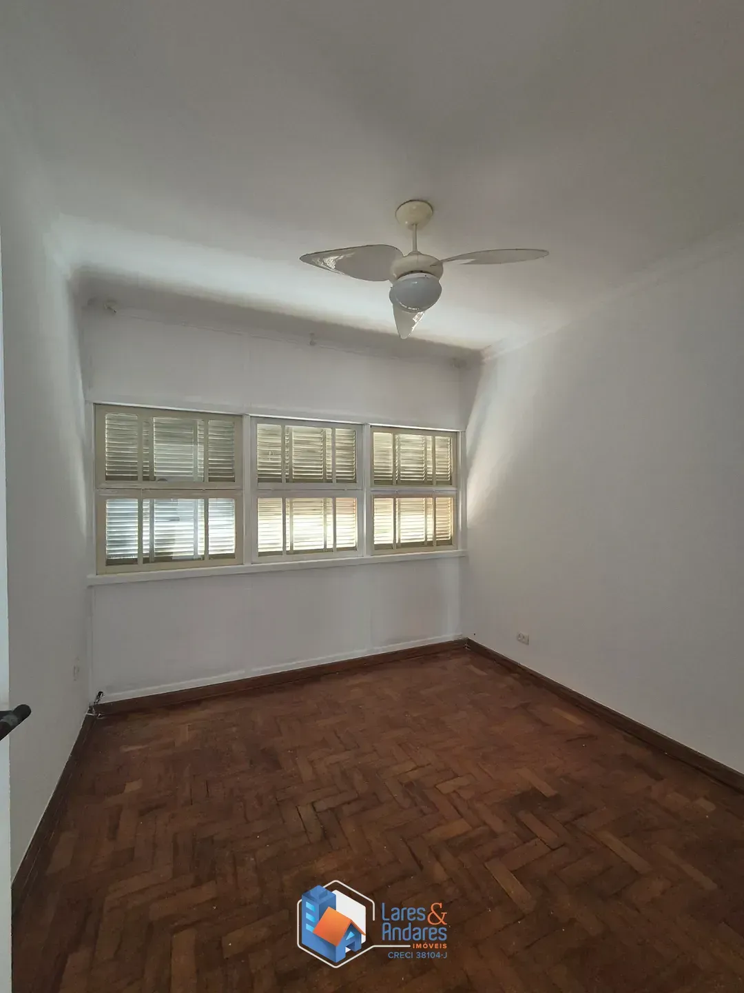Imagem Sobrado para venda e locação em Planalto Paulista com 4 quartos, sendo 1 suíte, 312m²