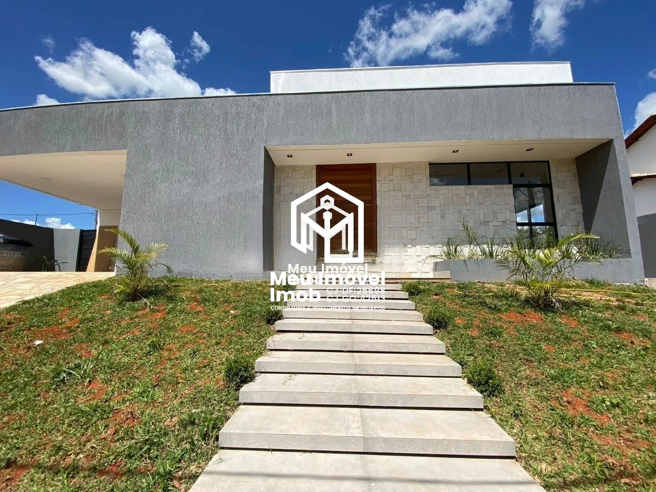Imagem Casa 4 Quartos 2 Suítes 2 Vagas Lt 800m² Útil 260m²