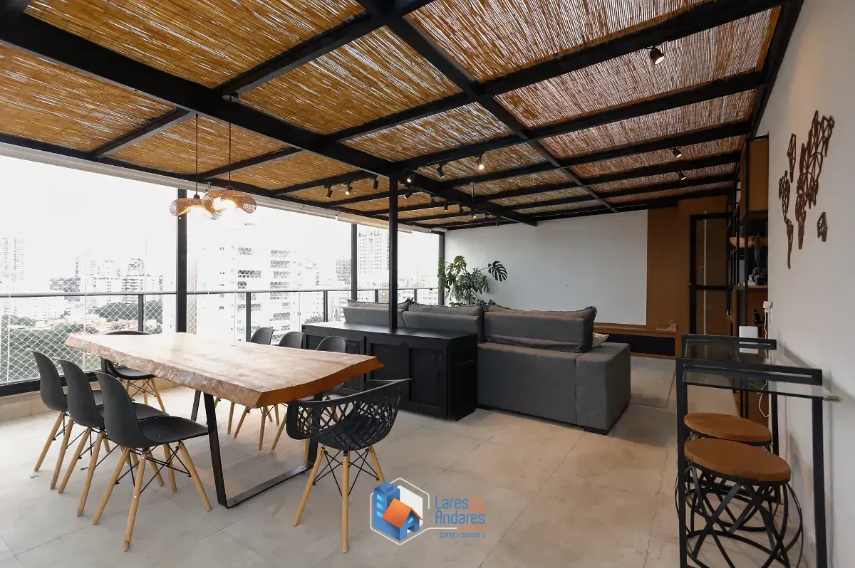 Imagem Cobertura para venda em Sumaré com 3 quartos, sendo 1 suíte, 241m²