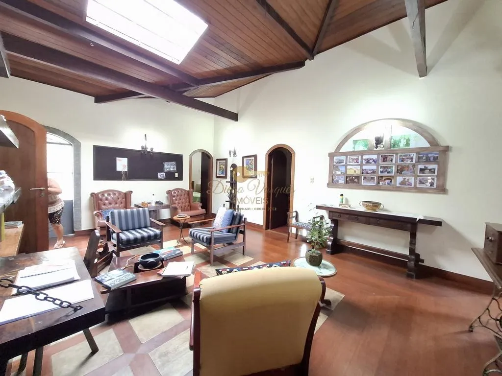 Imagem Casa em Condomínio para Venda em Teresópolis / RJ no bairro Albuquerque