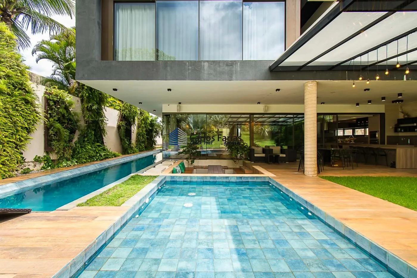 Imagem Casa para Venda em Brasília, Setor de Habitações Individuais Norte, 5 dormitórios, 5 suítes, 9 banheiros, 6 vagas