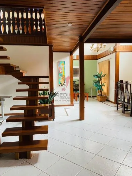 Imagem Casa 4 dormitórios 2 suítes 260m² 4 vagas Portinho Cabo Frio/RJ