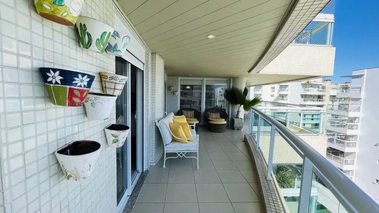 Imagem Apartamento de 4 Suítes em Andar Alto Decorado