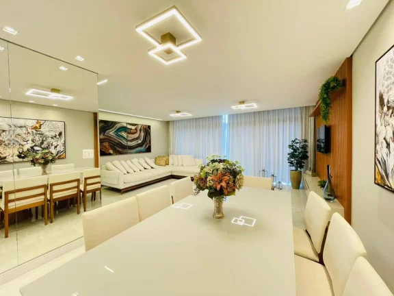 Imagem Belíssimo apartamento todo reformado FRENTE MAR-PORTEIRA FECHADA!