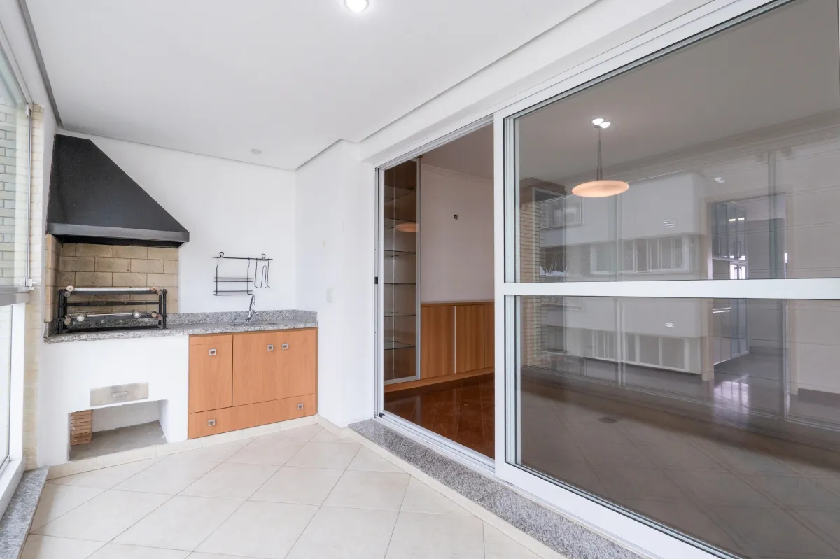 Imagem Apartamento para venda e locação em Campo Belo com 3 quartos, sendo 3 suítes, 154m2