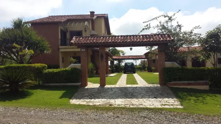 Imagem Lindo Sobrado a venda no condomínio Ninho Verde I Eco Residence - com 1350 m² de área total