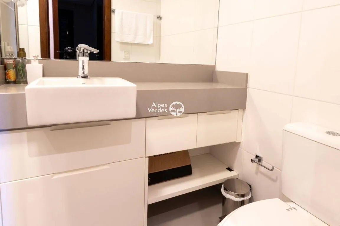 Imagem Vende-se Apartamento em Gramado, Parque das Orquídeas, com 2 quartos