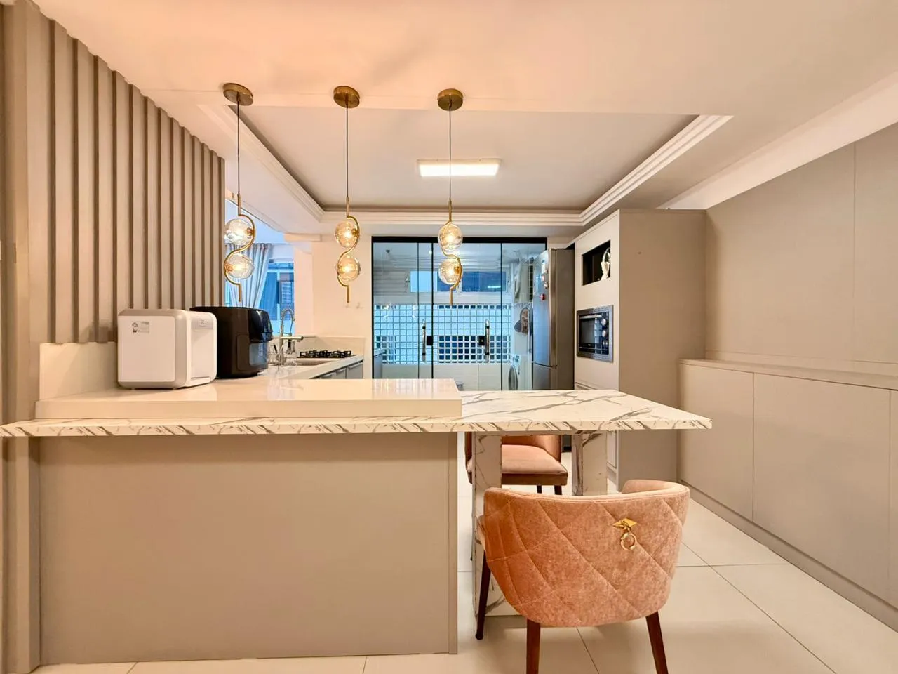 Imagem Apartamento com vista para o mar à venda com 120m2 por R$ 2.300.000,00