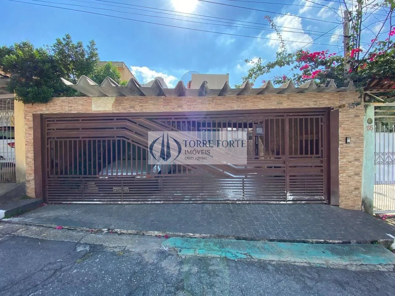 Imagem Casa com 4 dormitórios 1 suíte 3 vagas na chácara Mafalda .