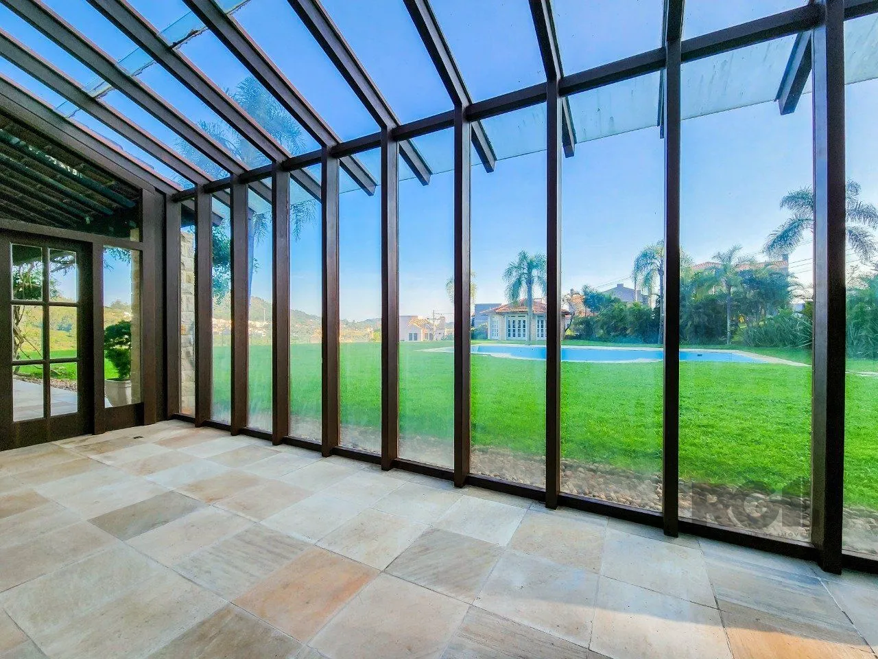 Imagem Casa de Fazenda com 1.318m²