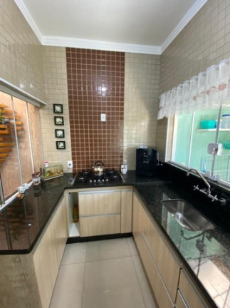 Imagem Casa com 4 Quartos à Venda, 175 m² em Loteamento Villa Branca - Jacareí