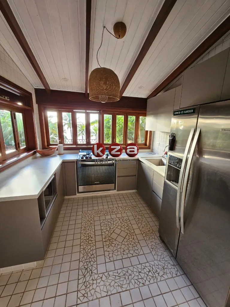 Imagem Casa de luxo em condomínio à venda em Guarujá-SP, Praia de Taguaiba: 6 quartos, 6 suítes, 3 salas, 8 banheiros, 4 vagas, 300m².